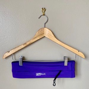 Level Terrain FlipBelt Gym Running Belt Small